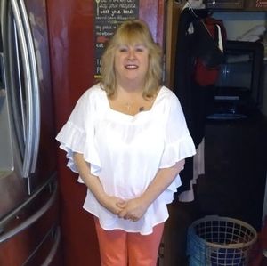 Meet your Posher, Brenda